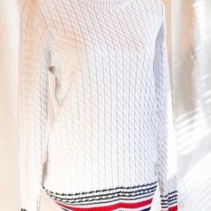 Women Sweater- Tommy Hilfiger Size:LARGE